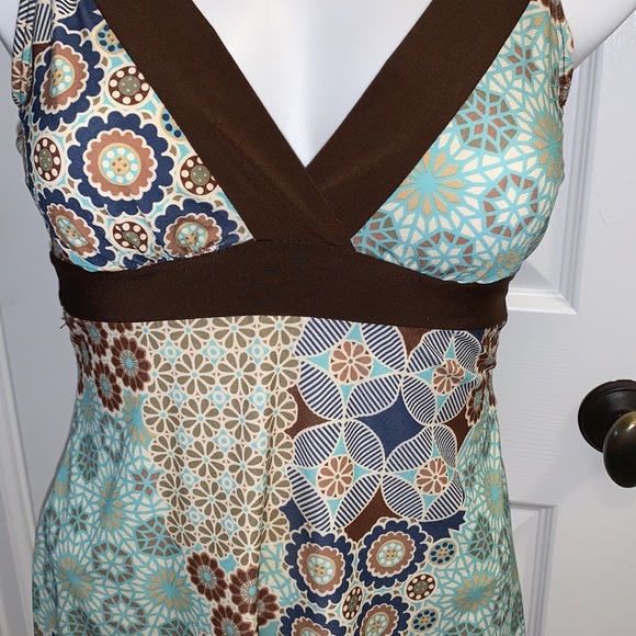 Tempted Sleeveless Tie-Back Top. Sz. S - Picture 6 of 9